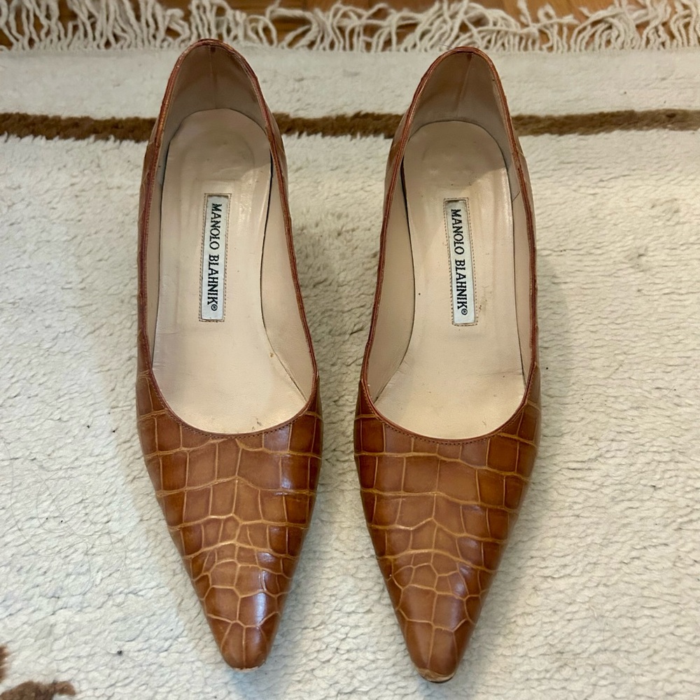 Manolo Blahnik Alligator Pointed-Toe Pumps